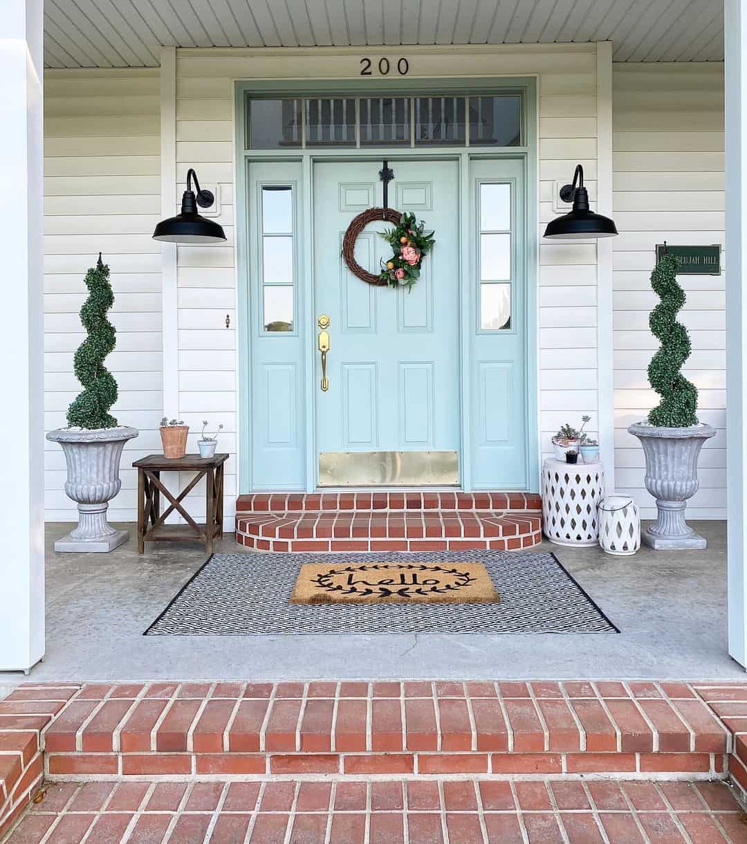 Frame Your Door with Sculptural Urn Planters