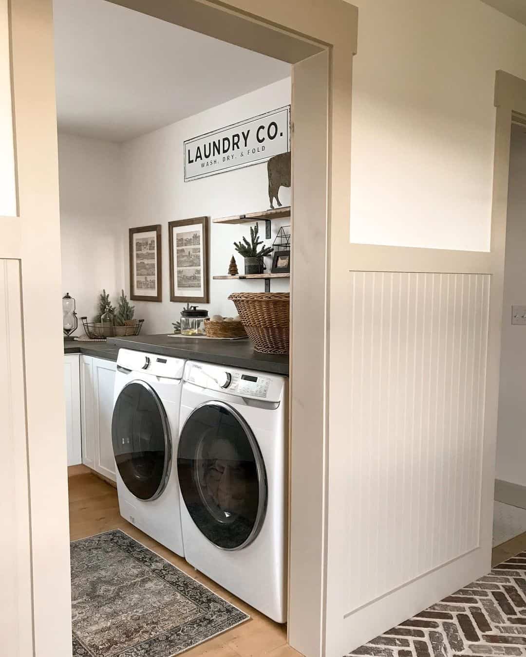Farmhouse Sign Adds Character Above Laundry Machines