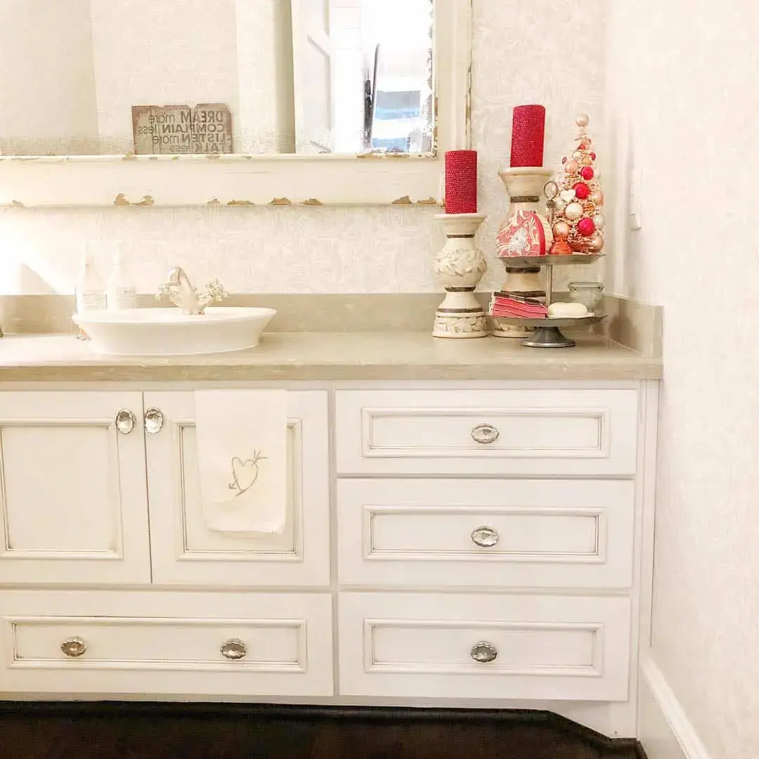 Crystal Knobs Add Glamour to White Vanity Drawers