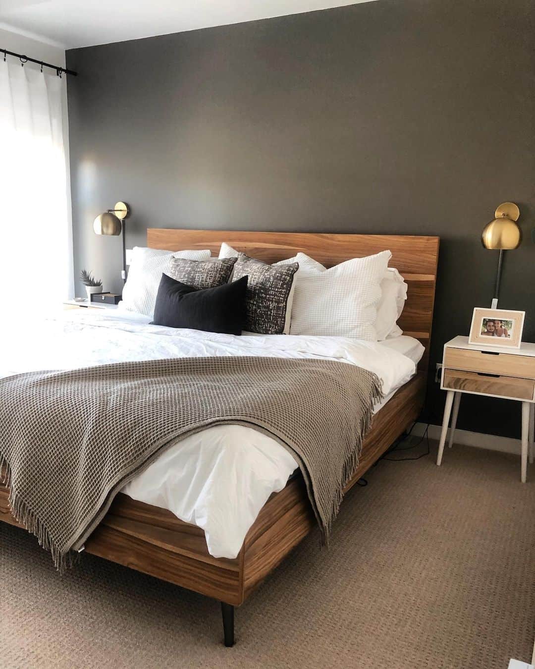 Wooden Bed Frame Adds Natural Warmth