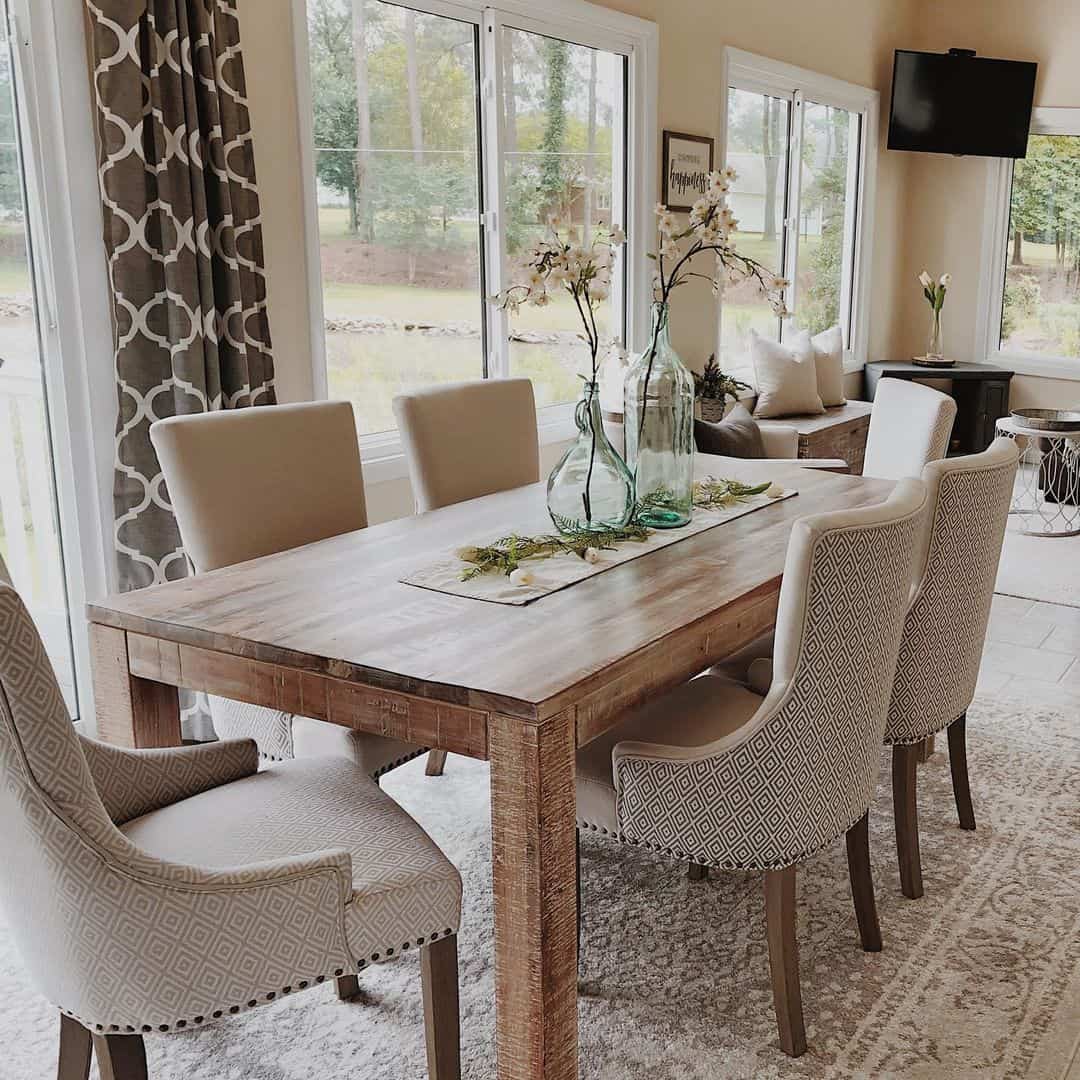 Clear Bottles and Delicate Branches for an Airy Feel