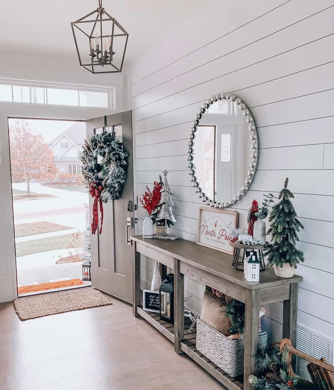 Dimension Above Console: Oval Mirror with Beaded Frame