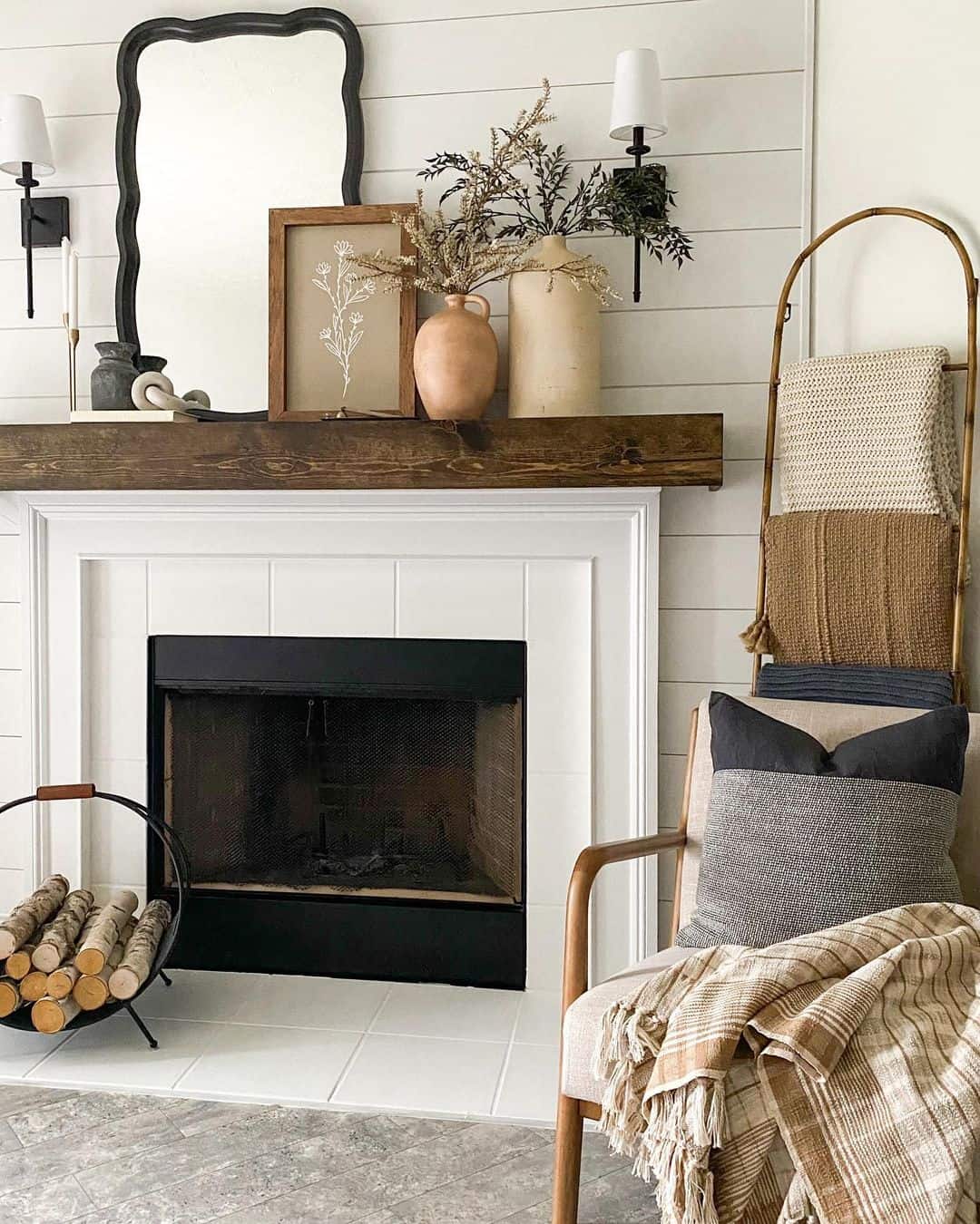 Terracotta and Cream Vases Hold Dried Grasses for a Natural Touch