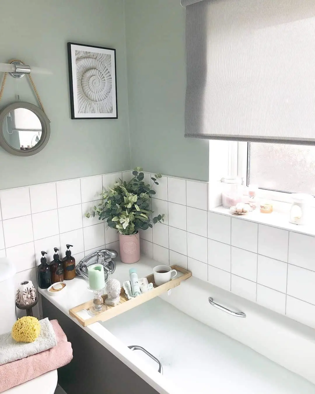 Relax in Style with a Wooden Bath Caddy