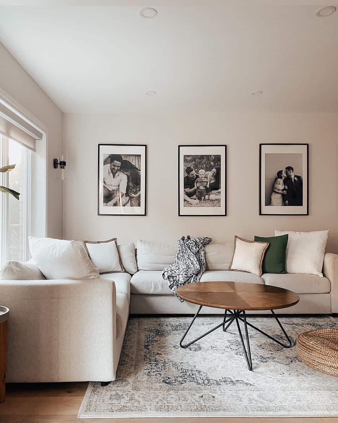 Black Frames Create a Unified Look for Family Photos