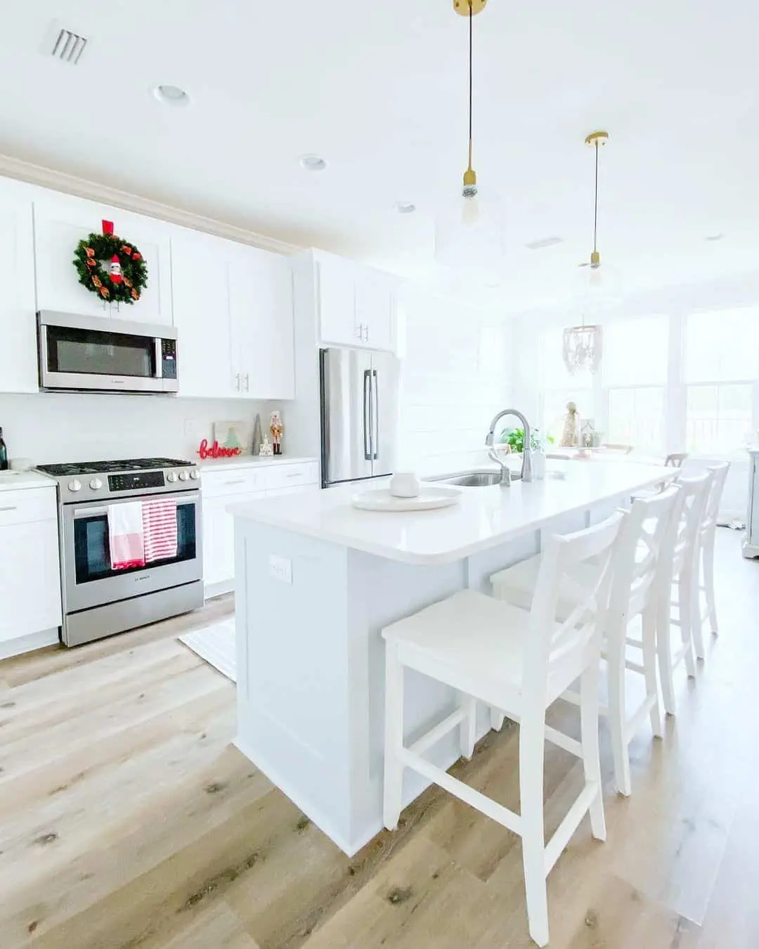 Light Wood Floors with Subtle Grain Add Natural Texture