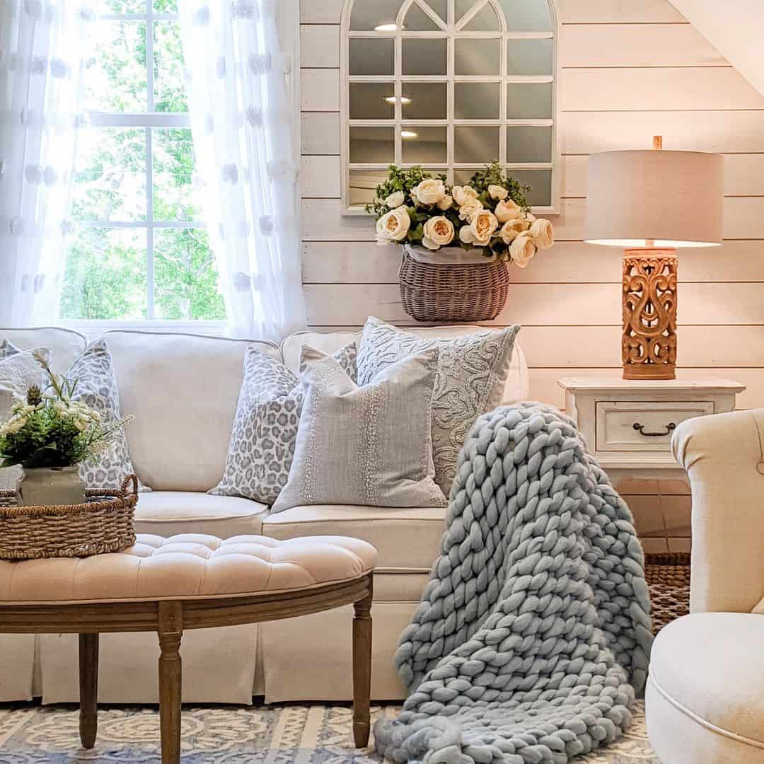 Windowpane Mirror Frames Greenery for Garden Charm