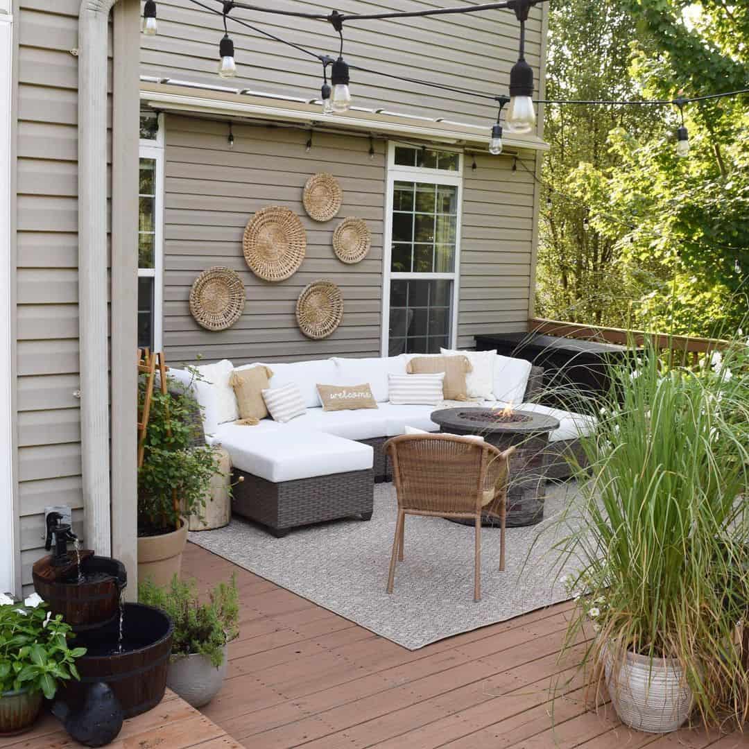 Woven Baskets Add Natural Texture Above Seating