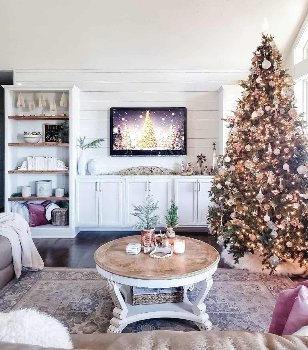 White Built-In Cabinets House Media Console and Shelving