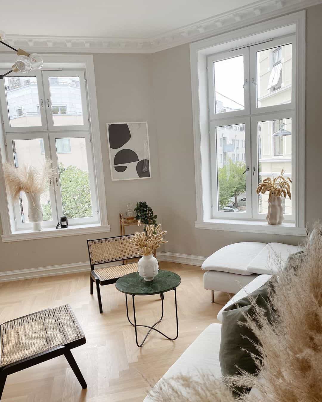 Green Marble Table Adds a Pop of Color