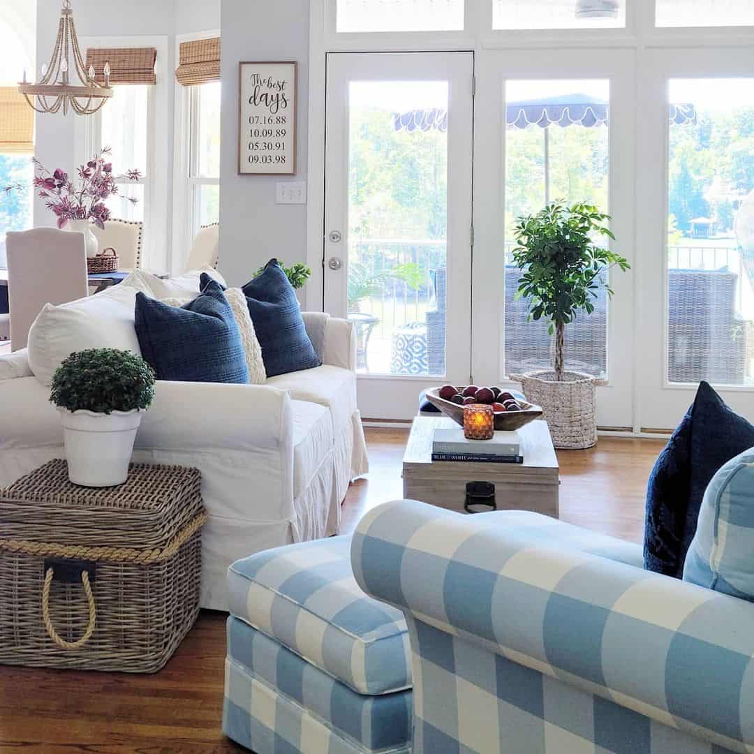 Woven Storage Trunk Doubles as Side Table