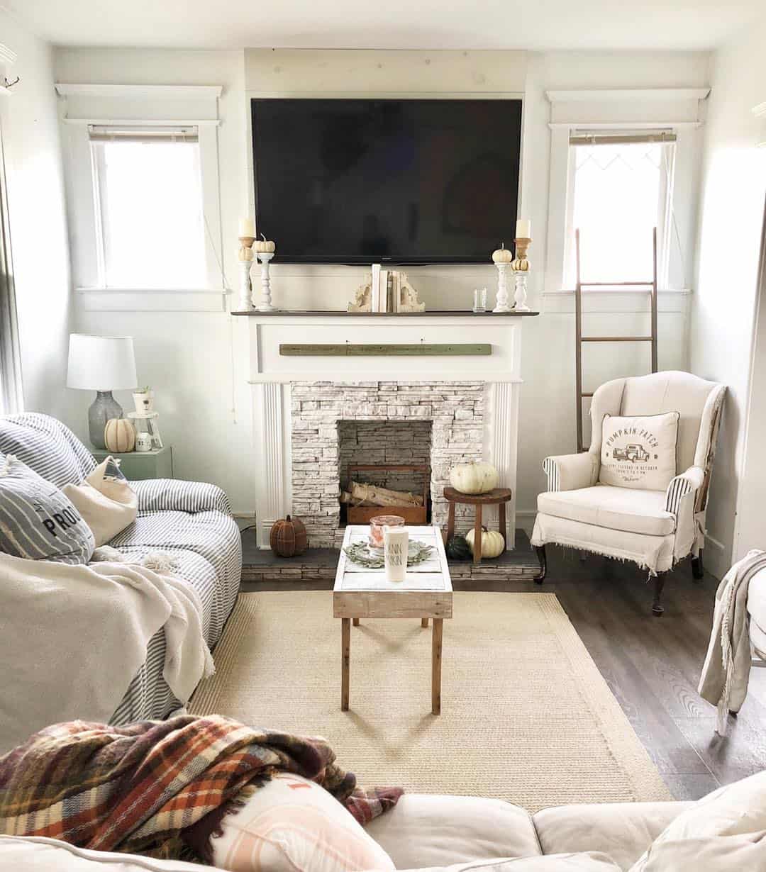Low Wooden Table to Open Up Space