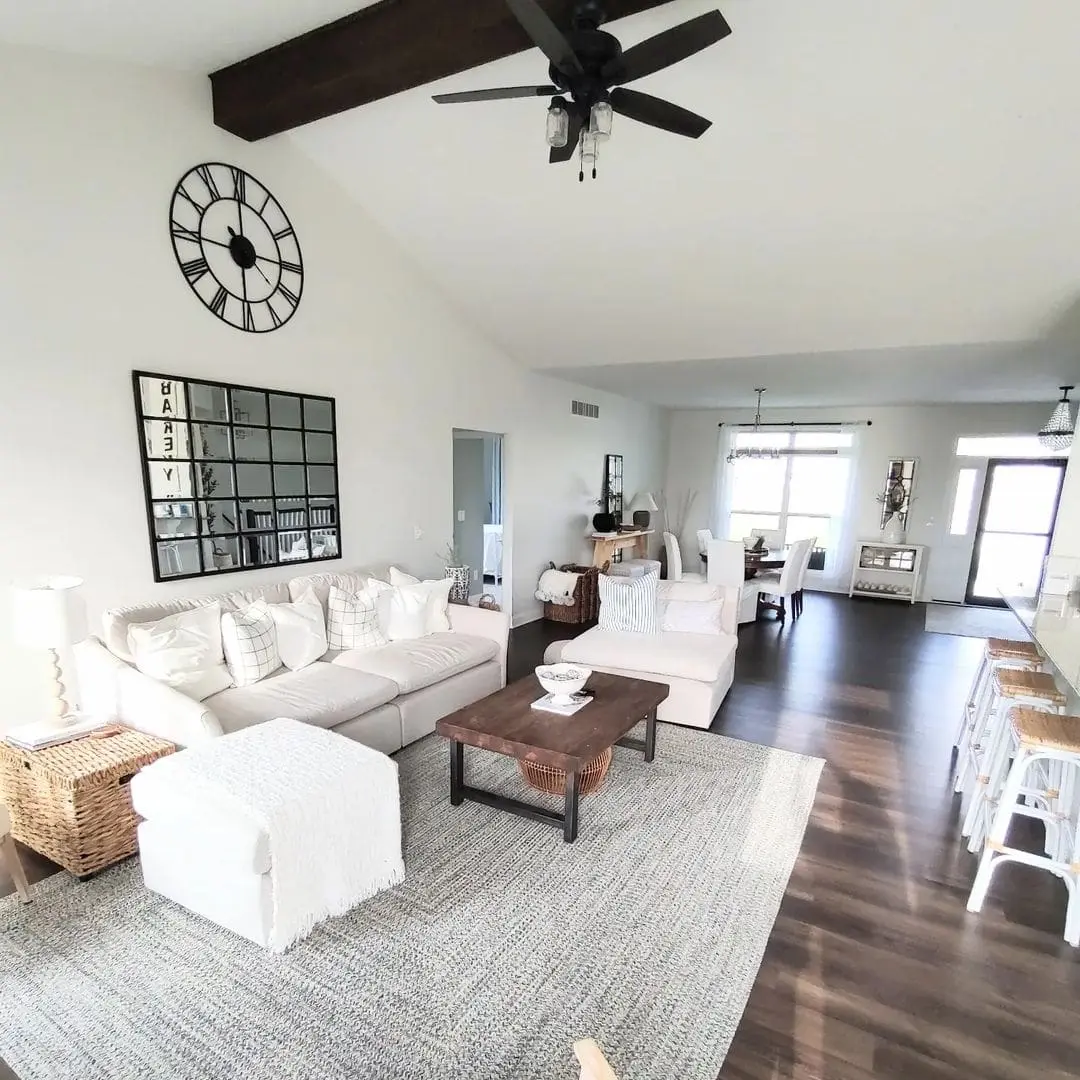 Introduce Softness with a White Fringe Ottoman