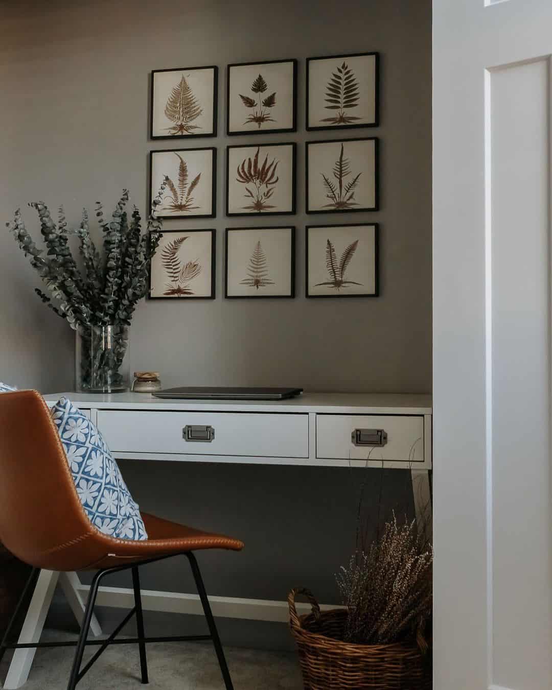 Nine Fern Prints Create a Botanical Gallery Wall