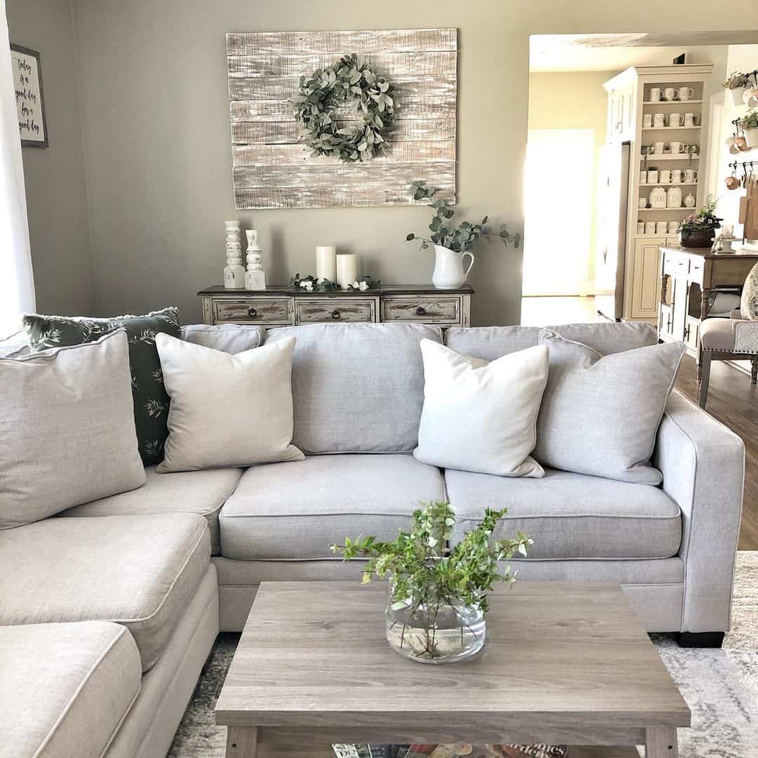 Keep it Fresh with a Minimalist Greenery Centerpiece