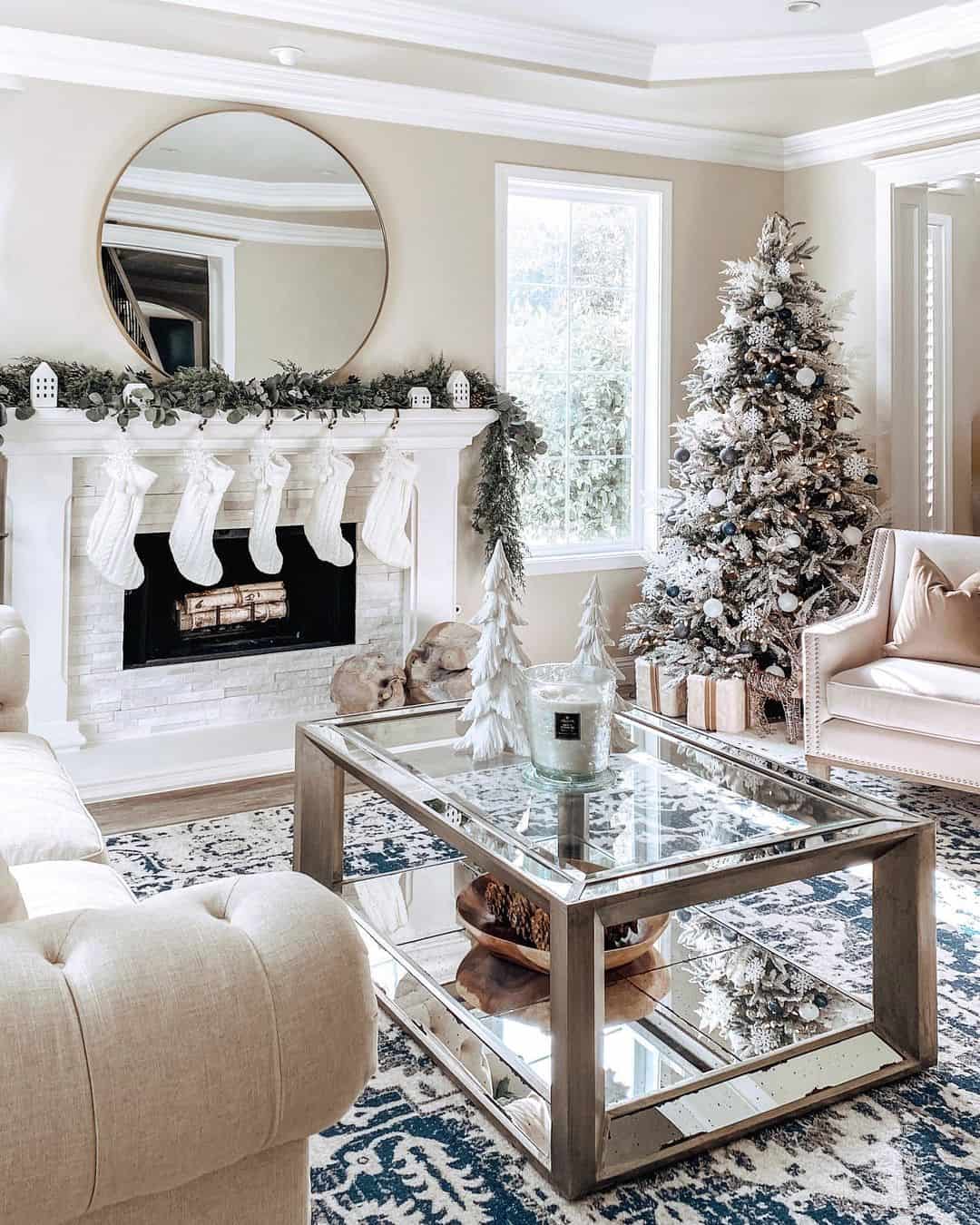 Mirrored Coffee Table Reflects Light and Decor
