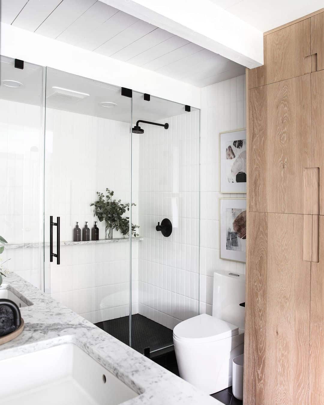 Black Shower Fixtures Add Sharp Contrast