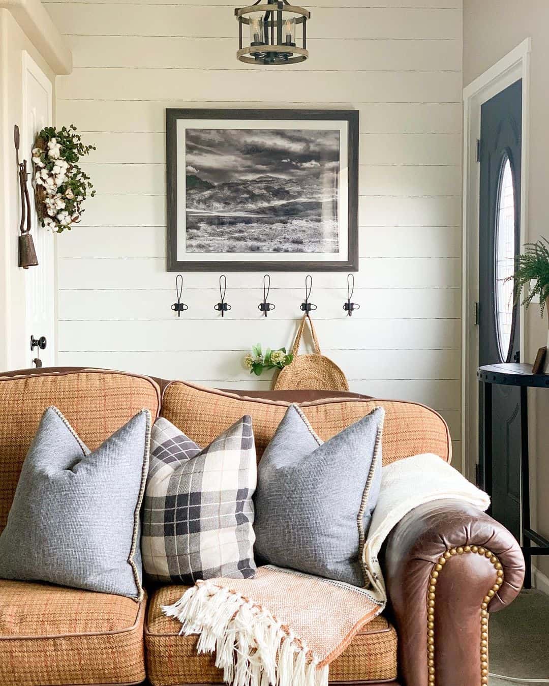 Anchor Entryway Hooks with Dramatic Landscape Art