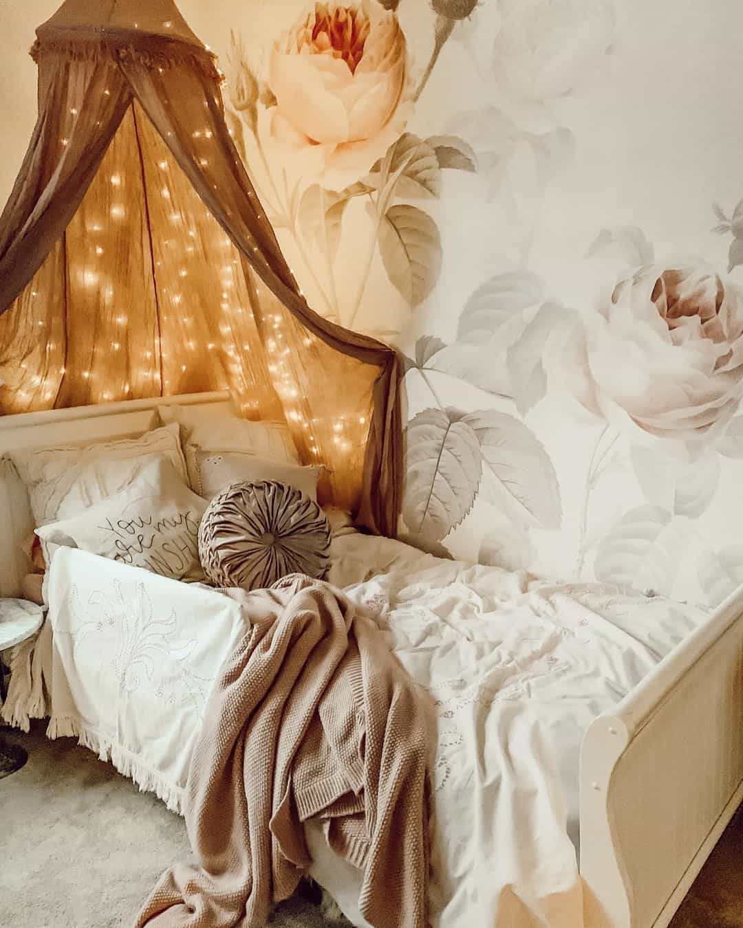 Canopy Bed With Fairy Lights Creates a Cozy Reading Nook